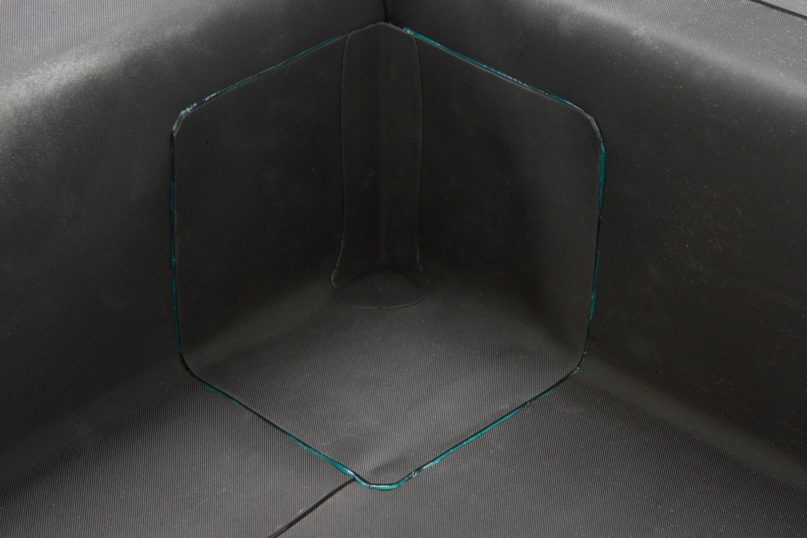 HERTALAN welded internal corner form installed on EPDM membrane